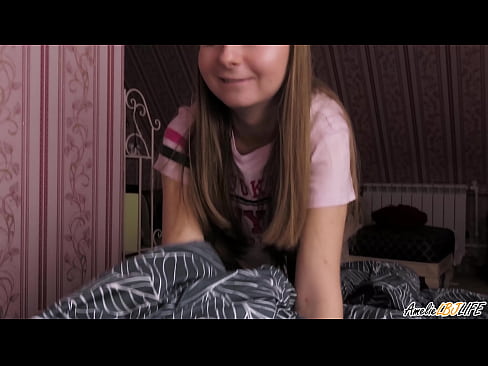 ❤️ La bionda succhia profondamente la sua migliore amica e si fa sborrare in bocca ❌ Video di sessoal it.mailkassa.ru ☑
