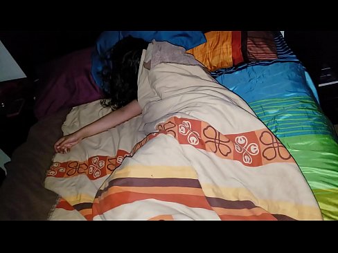 ❤️ Figliastro che rimprovera la sua giovane matrigna mentre lei dorme ❌ Video di sessoal it.mailkassa.ru ☑
